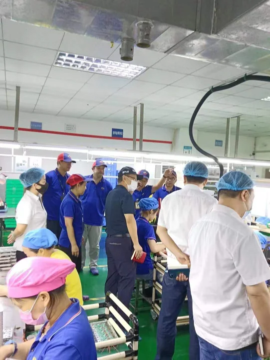 Visiting engineers factory exchange — photograph 2