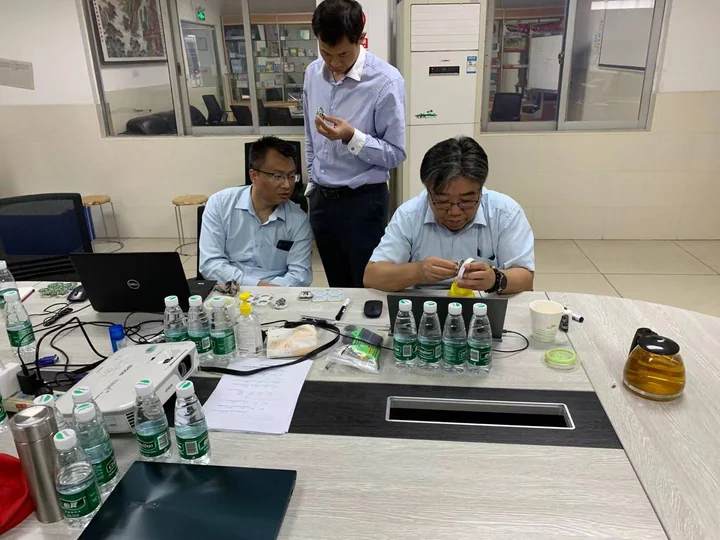 Peer workstation review in September 2021 — photograph 8